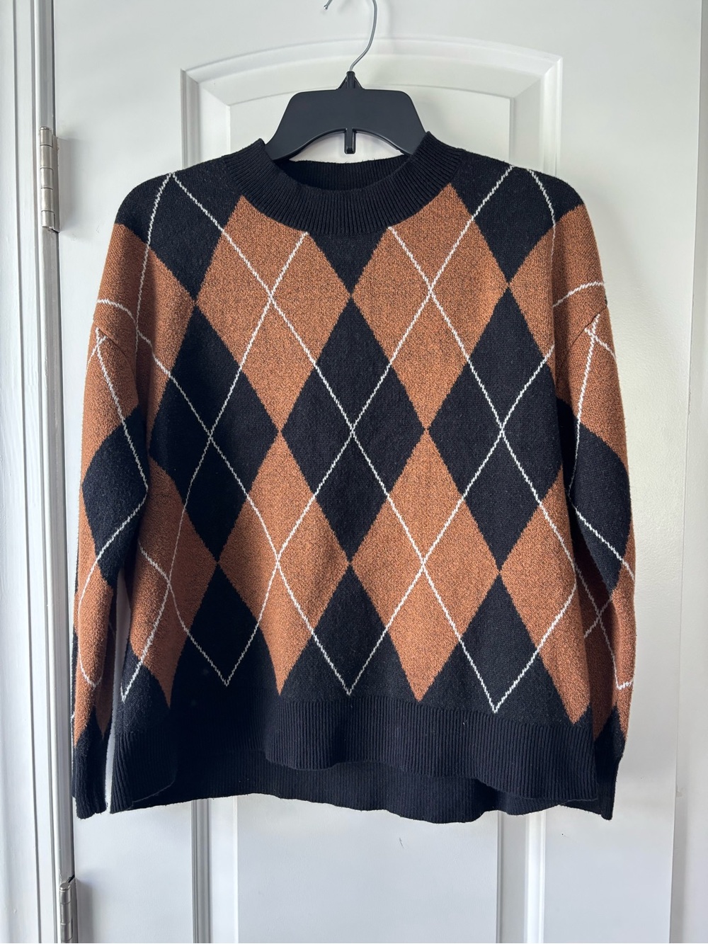 LOFT Black and Brown Argyle Crewneck Sweater
